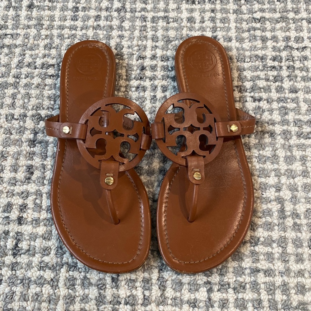 Tory Burch logo Miller sandals size 9